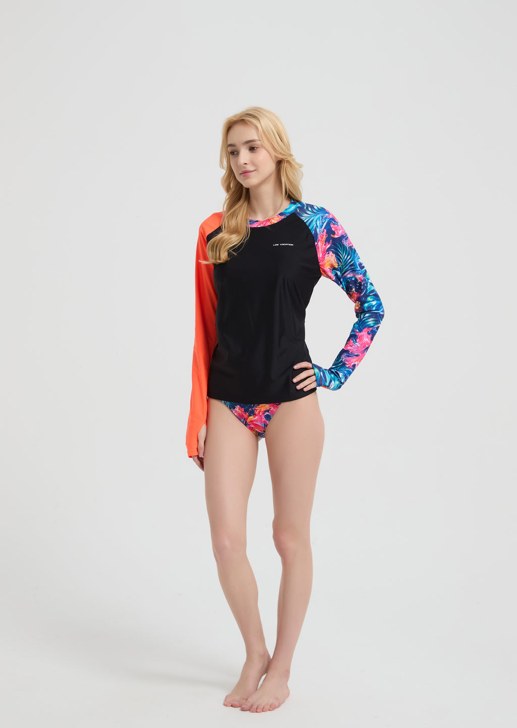 Women's Long Sleeve Two-Piece Rash Guard Beachwear - Red