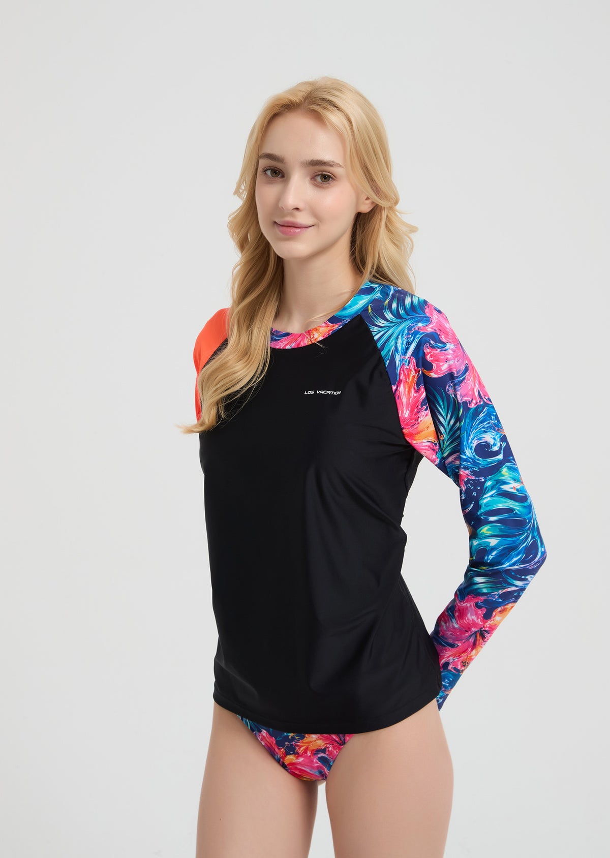 Women's Long Sleeve Two-Piece Rash Guard Beachwear - Red